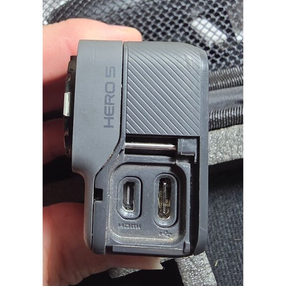 GoPro Hero5 Black Waterproof Digital Action Camera Bundle - Picture 5 of 11